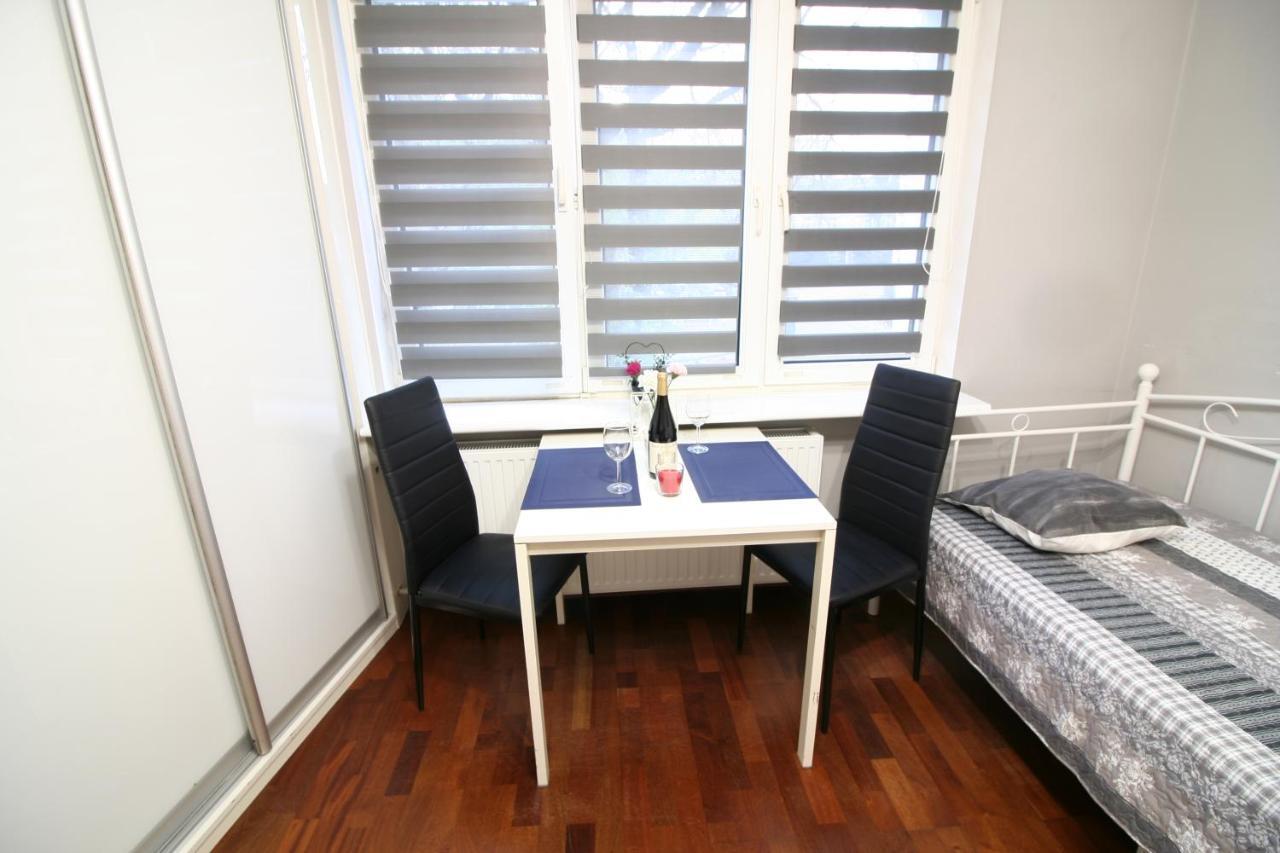 Apartamenty Varsovie Twarda City Exterior foto